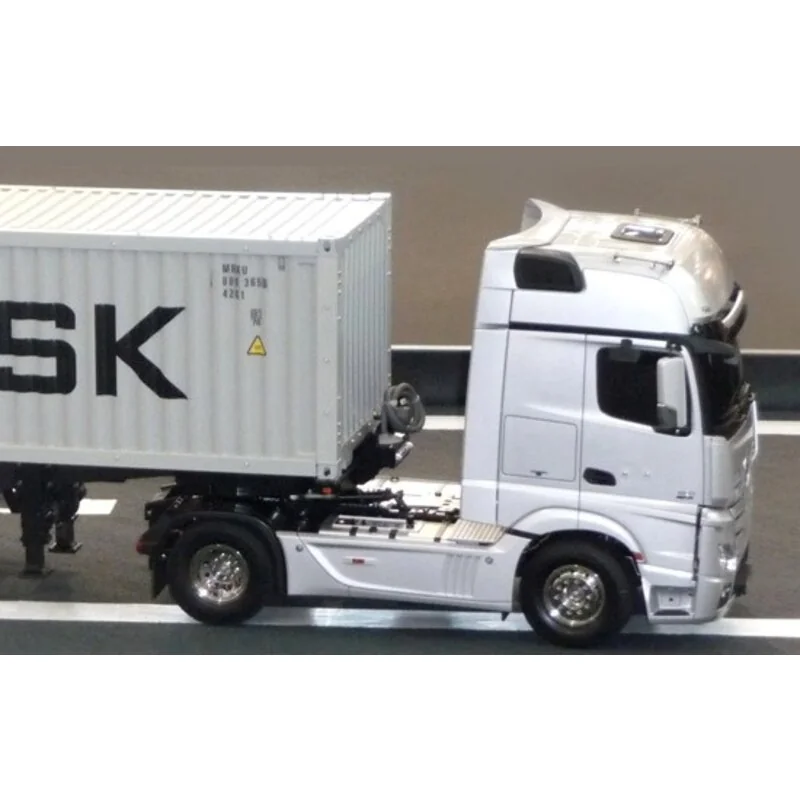 Mercedes Benz Actros 1851